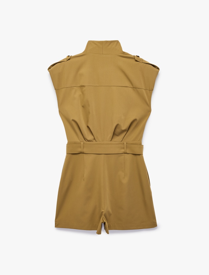  Kruvaze Yaka Kolsuz Kemer Detaylı Mini Şort Tulum