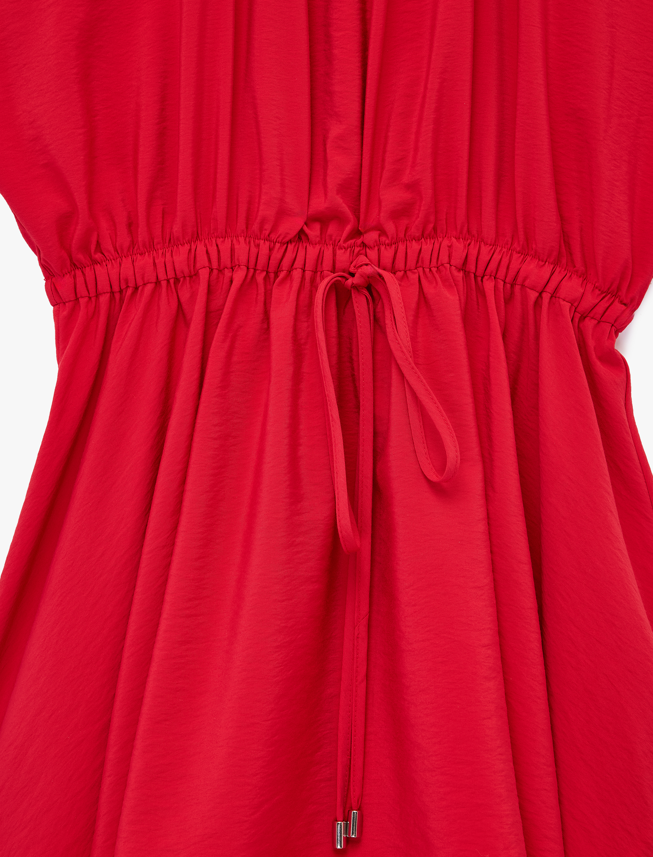   Beli Bağcıklı Dik Yaka Yarasa Kollu Mini Elbise