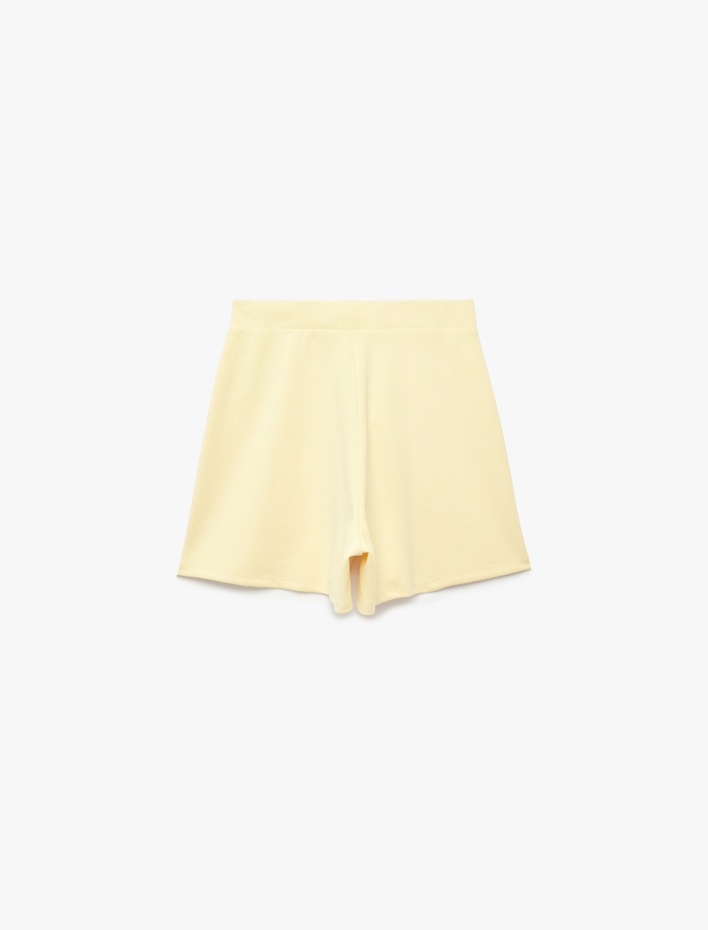  Beli Bağcıklı Mini Şort