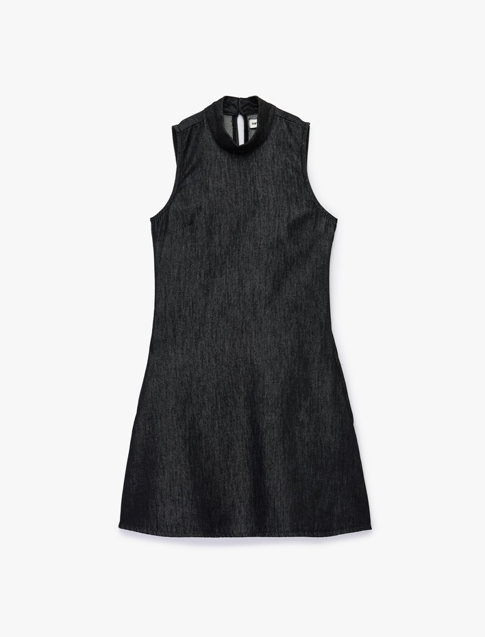  Dik Yaka Kolsuz Mini Denim Elbise