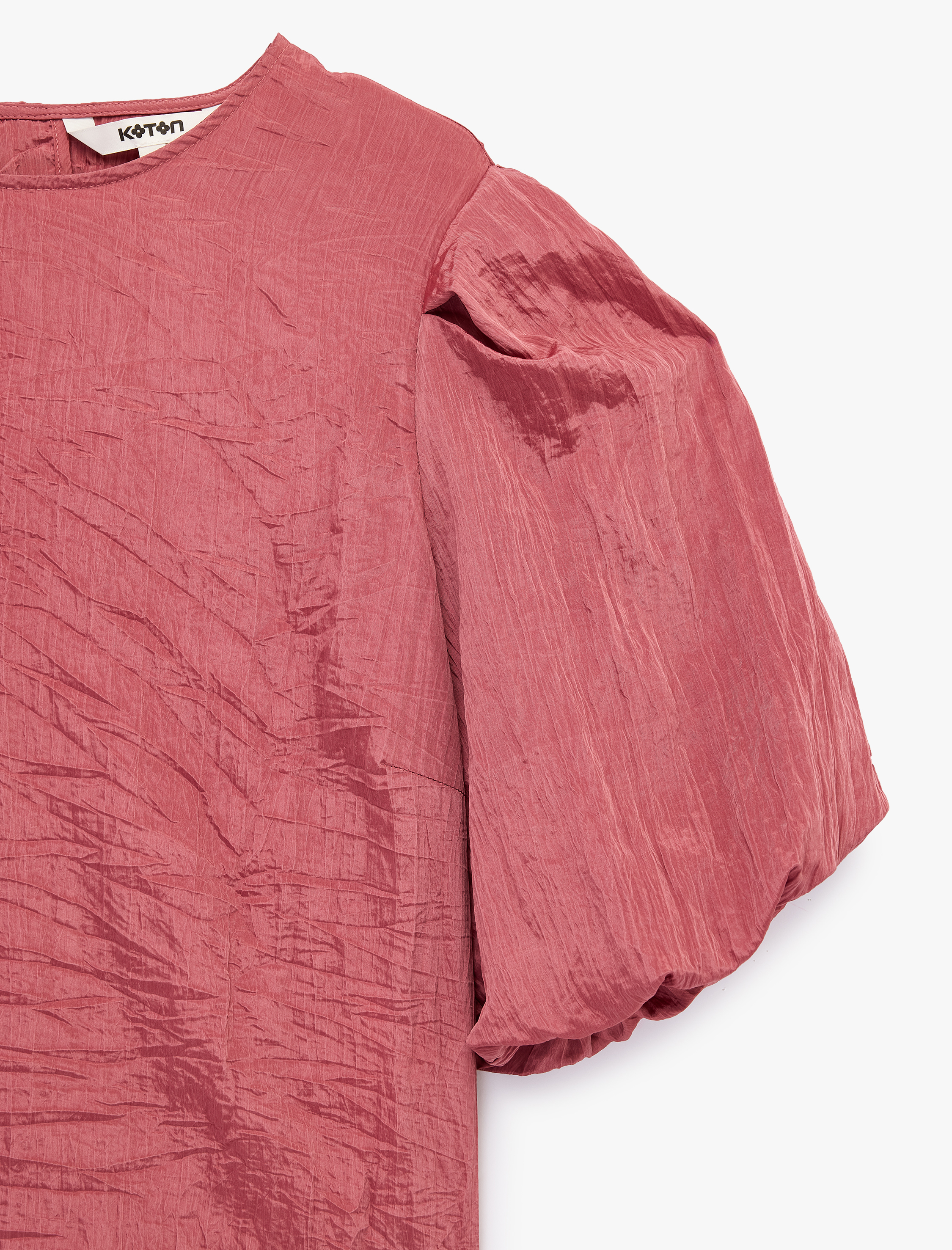   Bisiklet Yaka Kısa Balon Kollu Saten Bluz