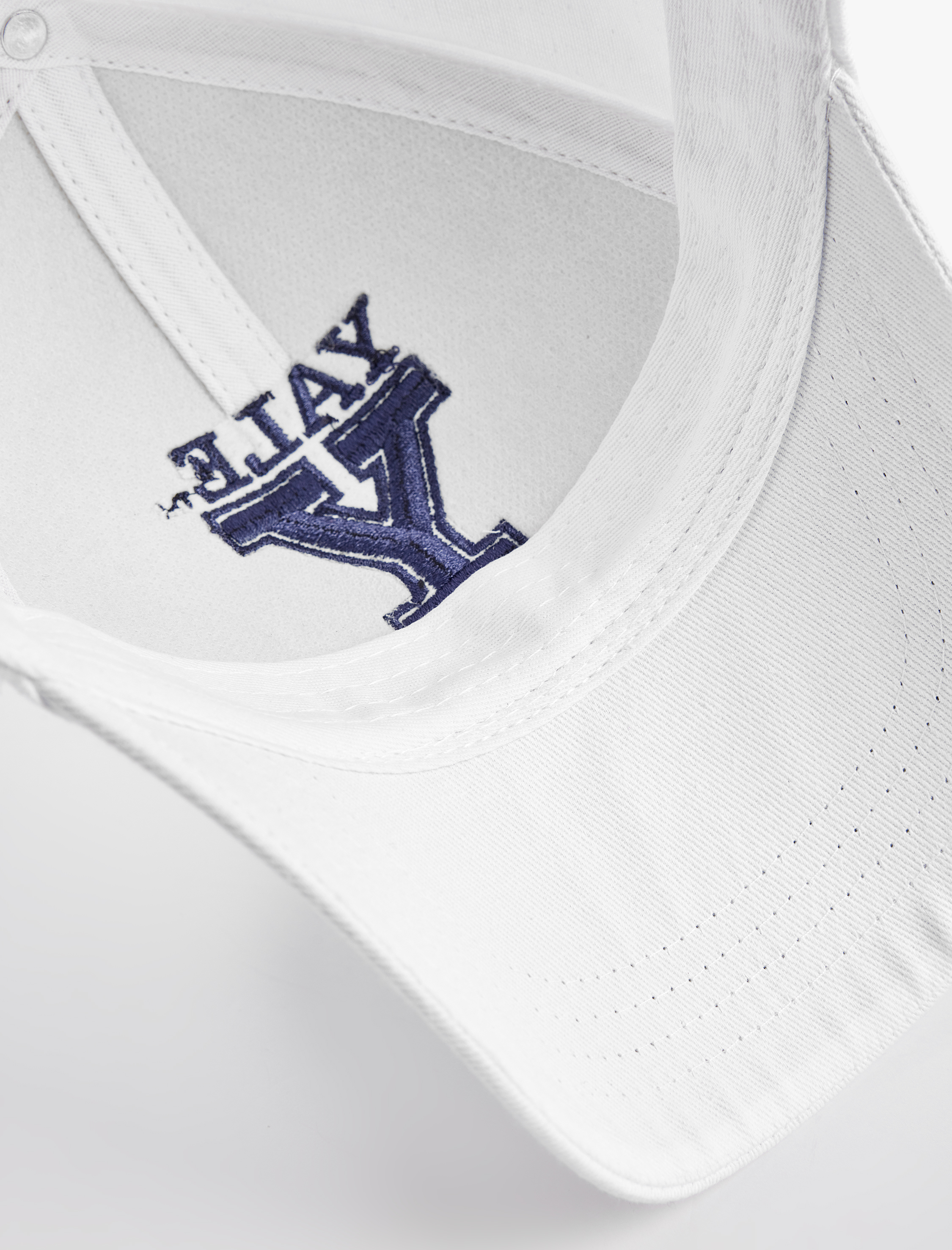  Kadın Pamuklu Nakış Detaylı Yale Lisanslı Kep Şapka