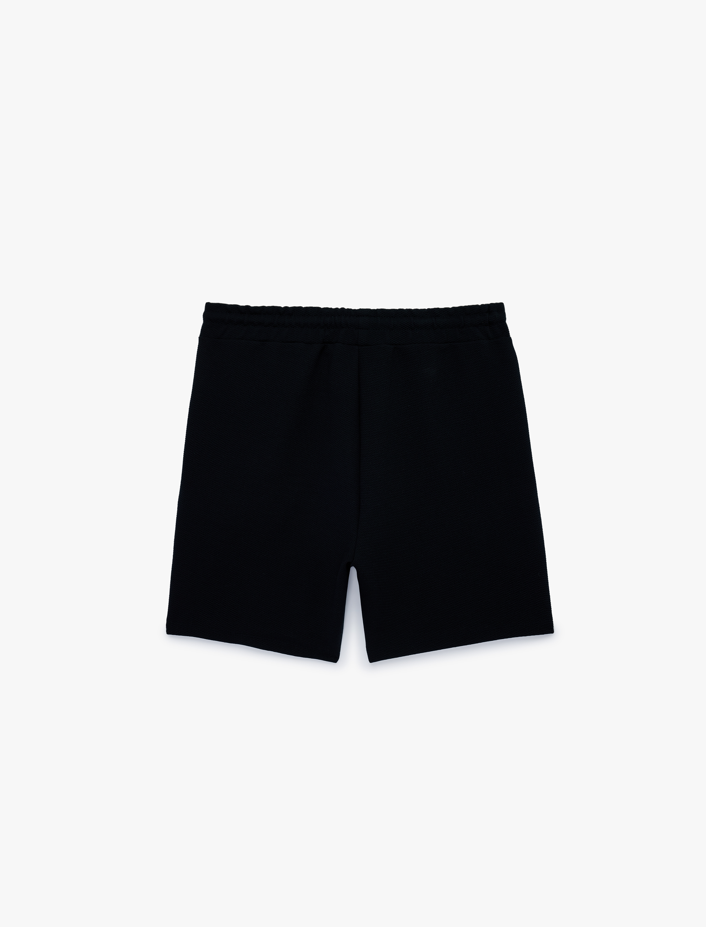   Bermuda Cepli Beli Bağcıklı Şort