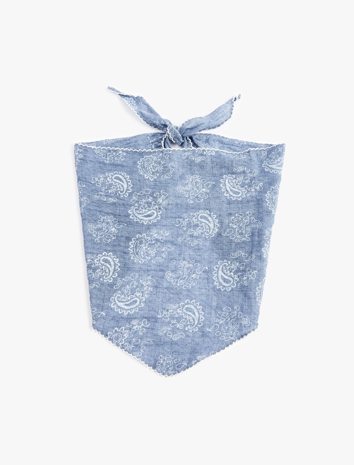 Kadın Desenli Üçgen Bandana