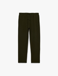 Regular Fit Viskon Karışımlı Cepli Beli Bağcıklı Kumaş Pantolon