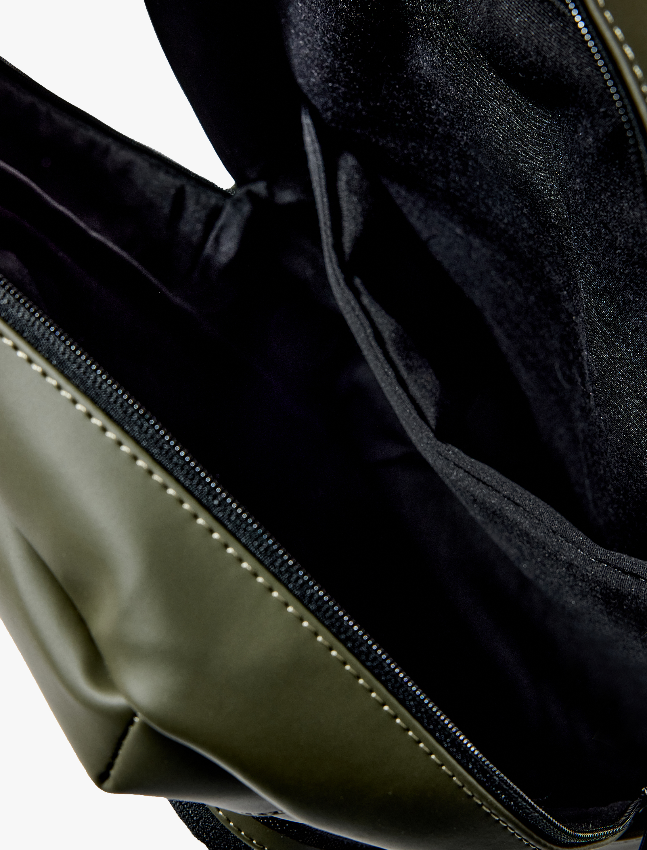  Erkek Bölmeli Fermuarlı Sırt Çantası