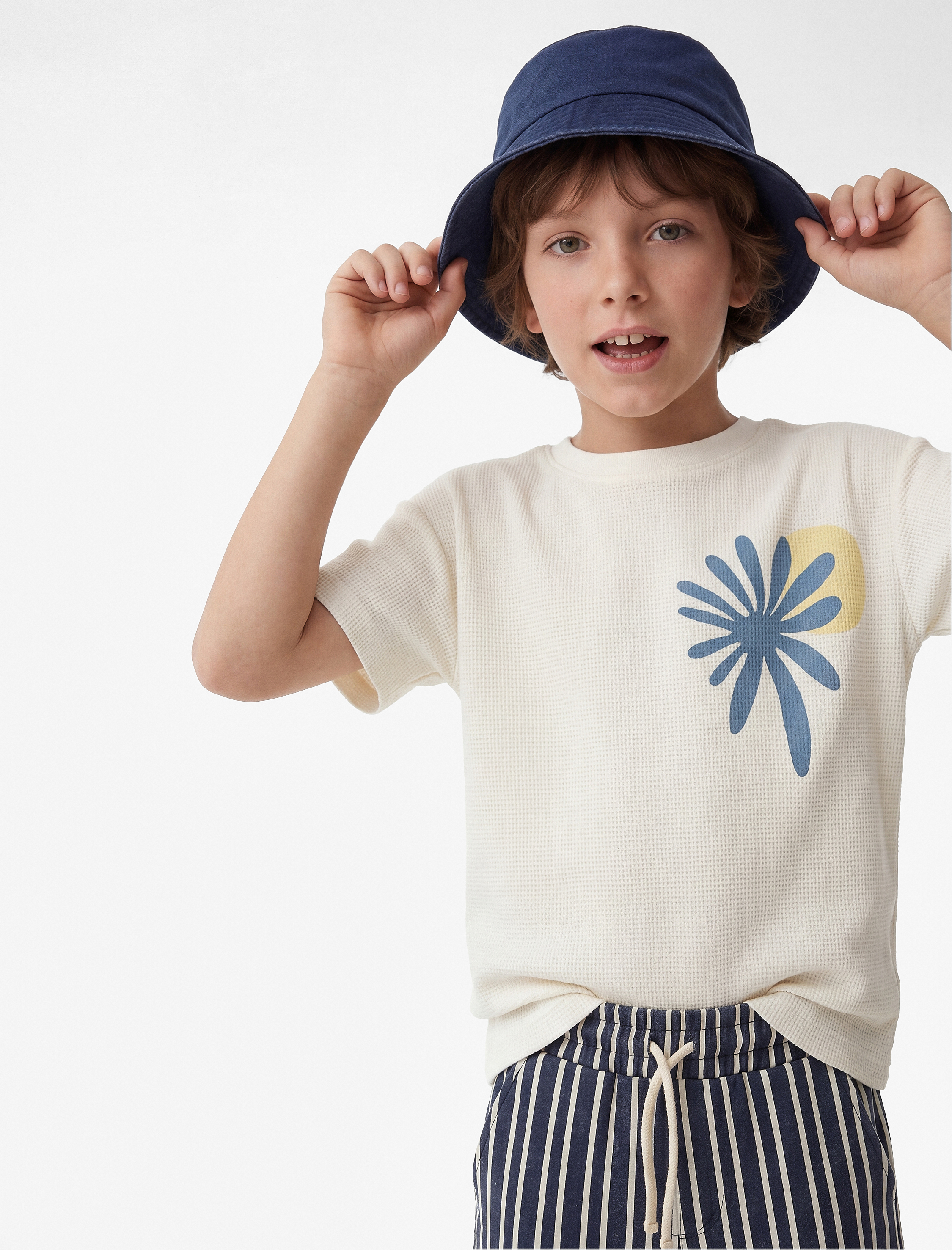 Pamuklu Kısa Kollu Bisiklet Yaka Baskılı Pamuklu Tişört