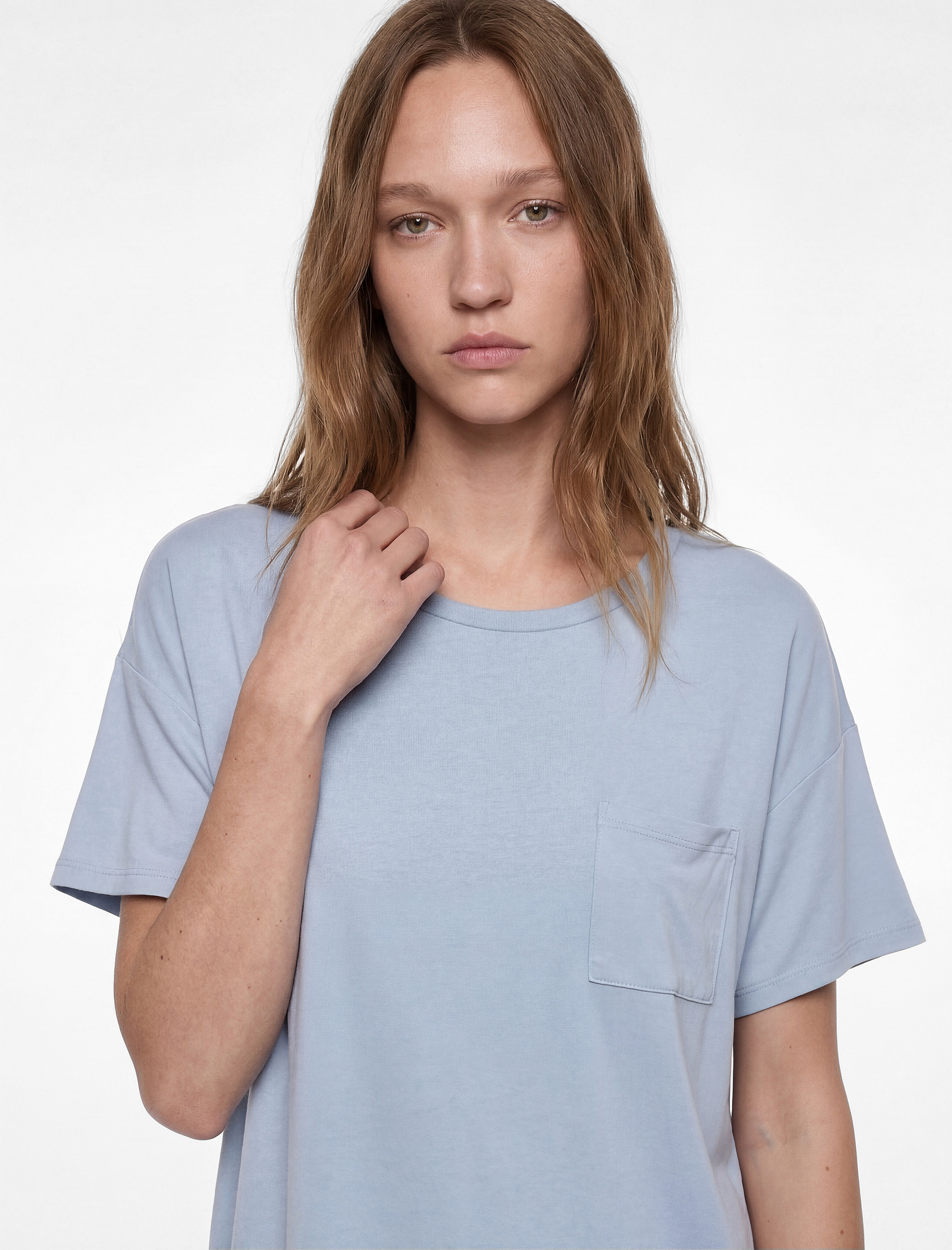   Cepli Bisiklet Yaka Kısa Kollu Viskon Gecelik