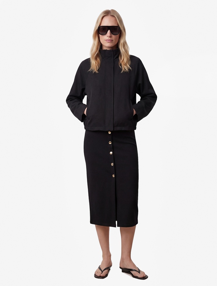  Mücevher Düğme Detaylı Yırtmaçlı Midi Kalem Etek