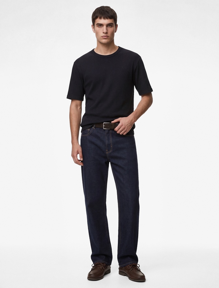  Pamuklu Regular Fit Tok Kumaş Kısa Kollu Bisiklet Yaka Basic Tişört