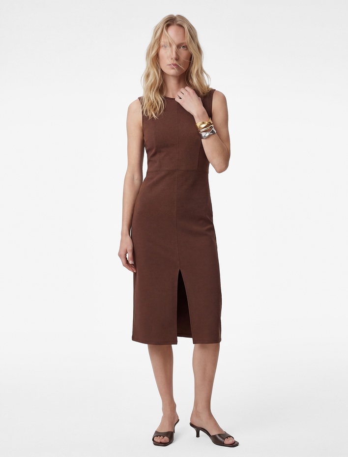  Ön Yırtmaç Detaylı Slim Fit Yuvarlak Yaka Kolsuz Midi Elbise