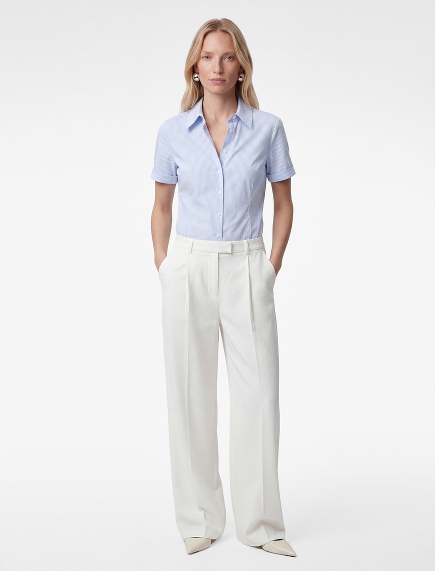 Koton Kadın Slim Fit Klasik Yaka Kısa Kollu Çizgili Poplin Gömlek