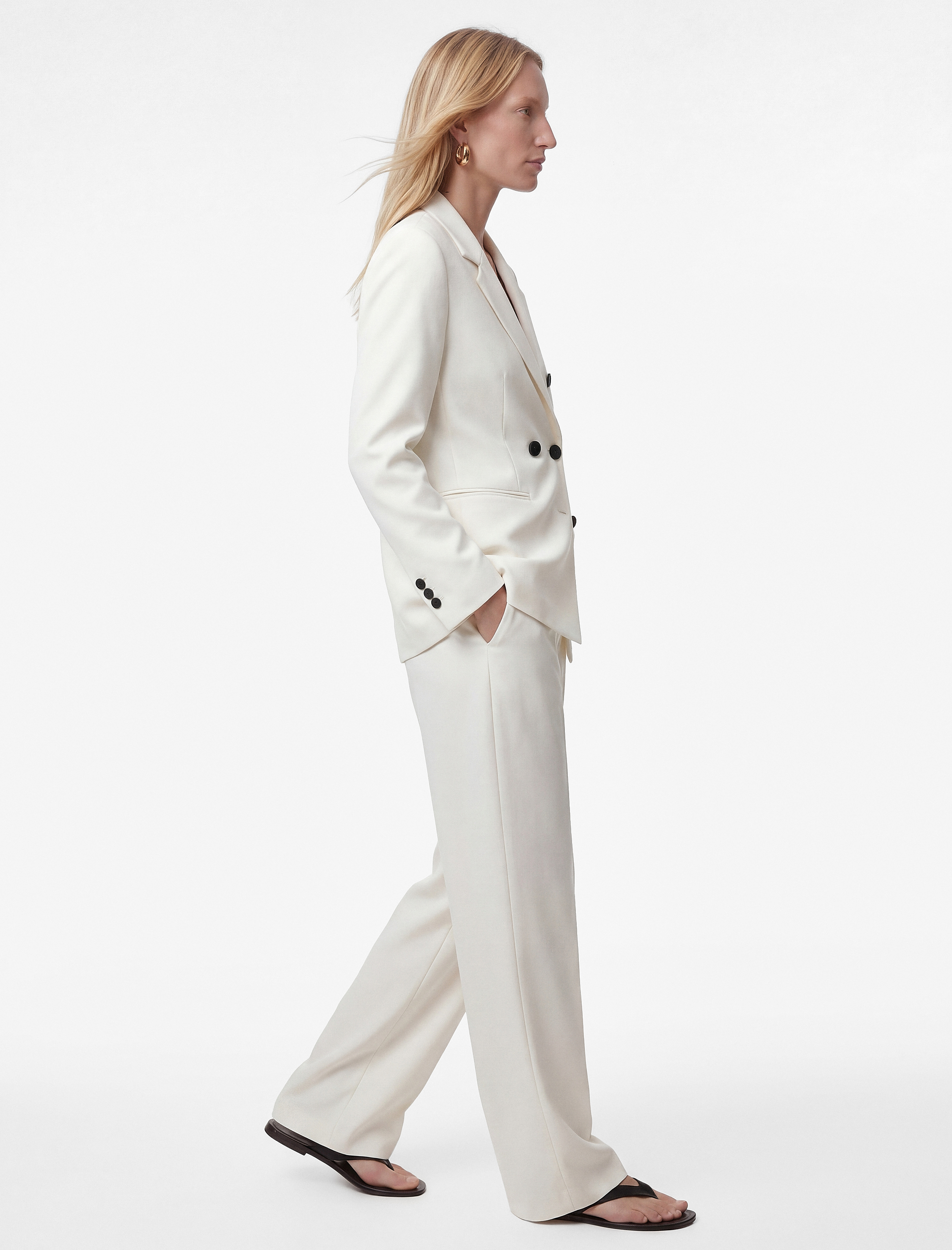 Cepli Viskon Karışımlı Kemer Detaylı Geniş Paça Pantolon - Görsel 2