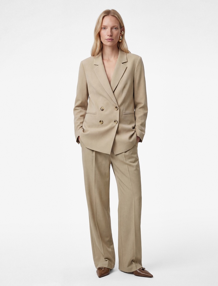  Viskon Düğmeli Cep Detaylı Uzun Kollu Kruvaze Yaka Blazer Ceket