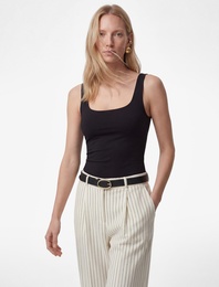 Kare Yaka Slim Fit Kalın Askılı Crop Üst