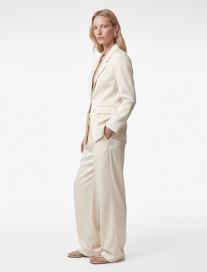  Regular Fit Geniş Paça Cep Detaylı Pileli Saten Pantolon