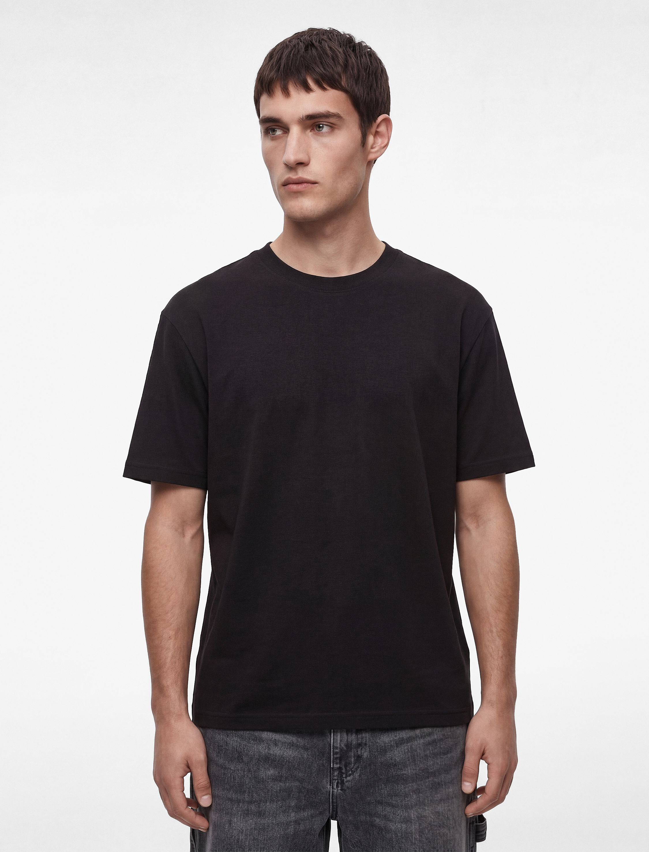   Bisiklet Yaka Rahat Kalıp Viskon Karışımlı Tok Scuba Kumaş Kısa Kollu Tişört