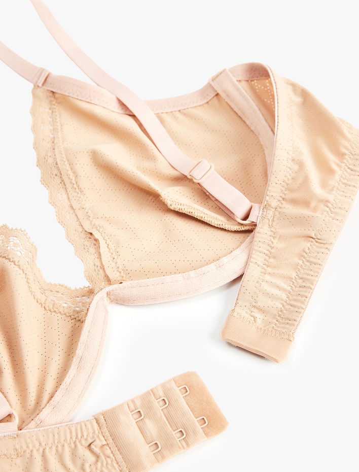  Dantel Detaylı Dolgusuz Balenli Sütyen