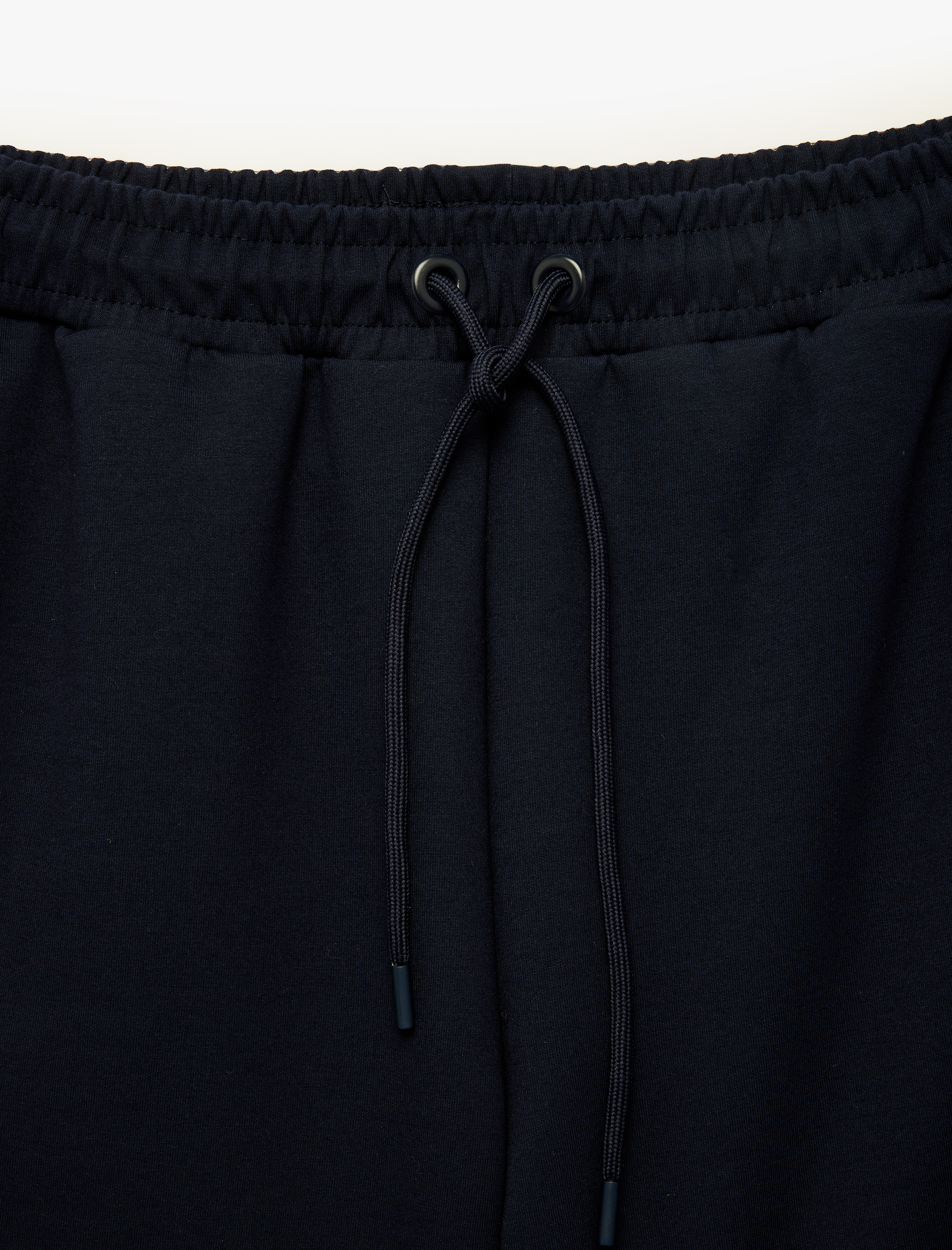   Grogren Detaylı Cepli Bermuda Beli Bağcıklı Spor Şort