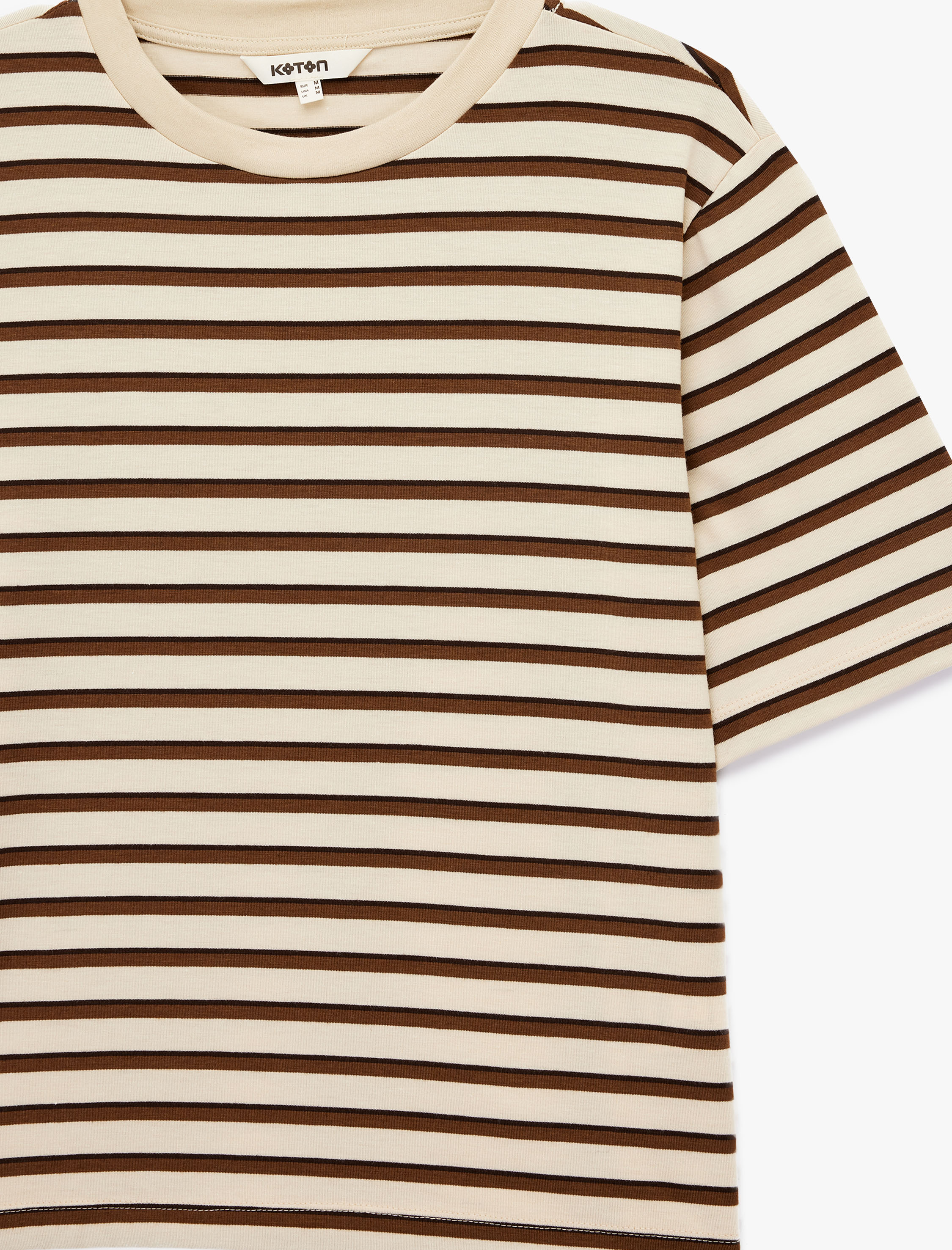   Kısa Kollu Bisiklet Yaka Çizgili Tişört