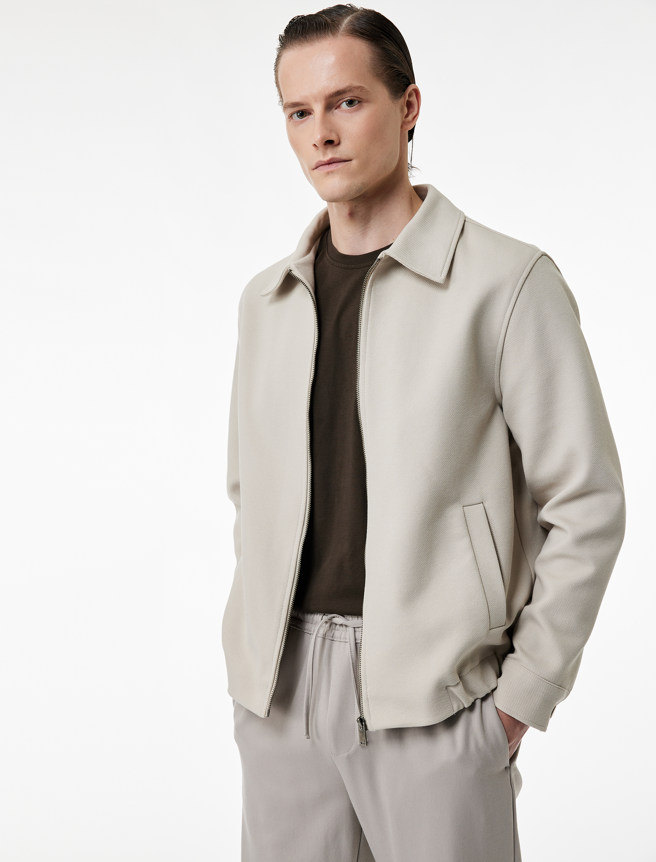   Slim Fit Cep Detaylı Uzun Kollu Fermuarlı Gömlek Yaka Mevsimlik Ceket