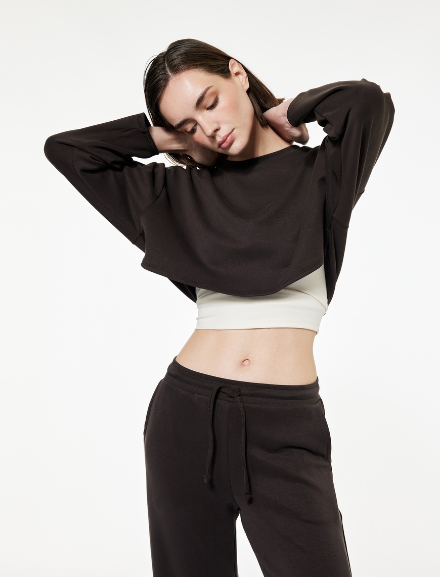 Koton Kadın Uzun Kollu Bisiklet Yaka Oversize Spor Crop Sweatshirt