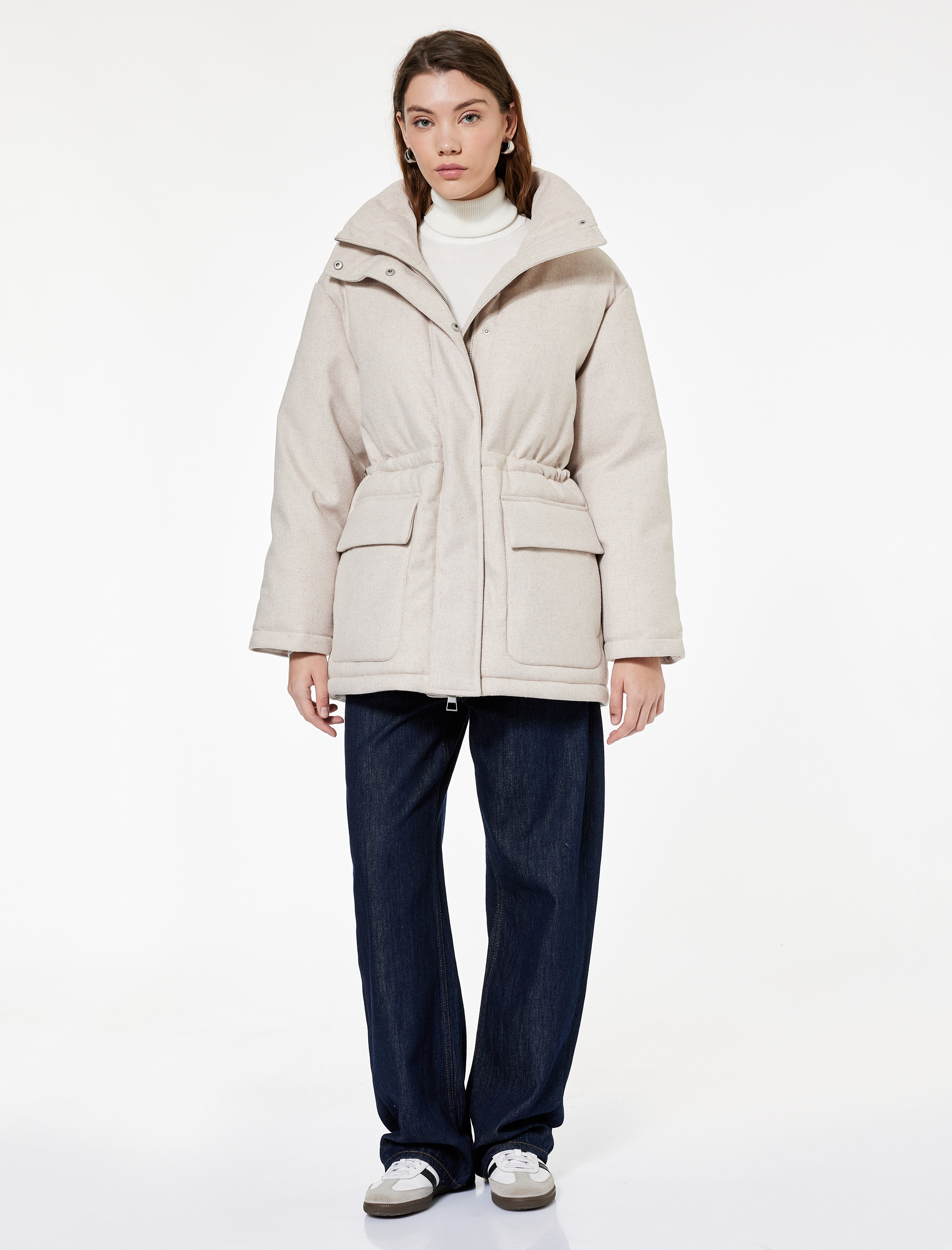   Koyun Yünü Karışımlı Cepli Dik Yaka Uzun Kollu Oversize Kaşe Mont