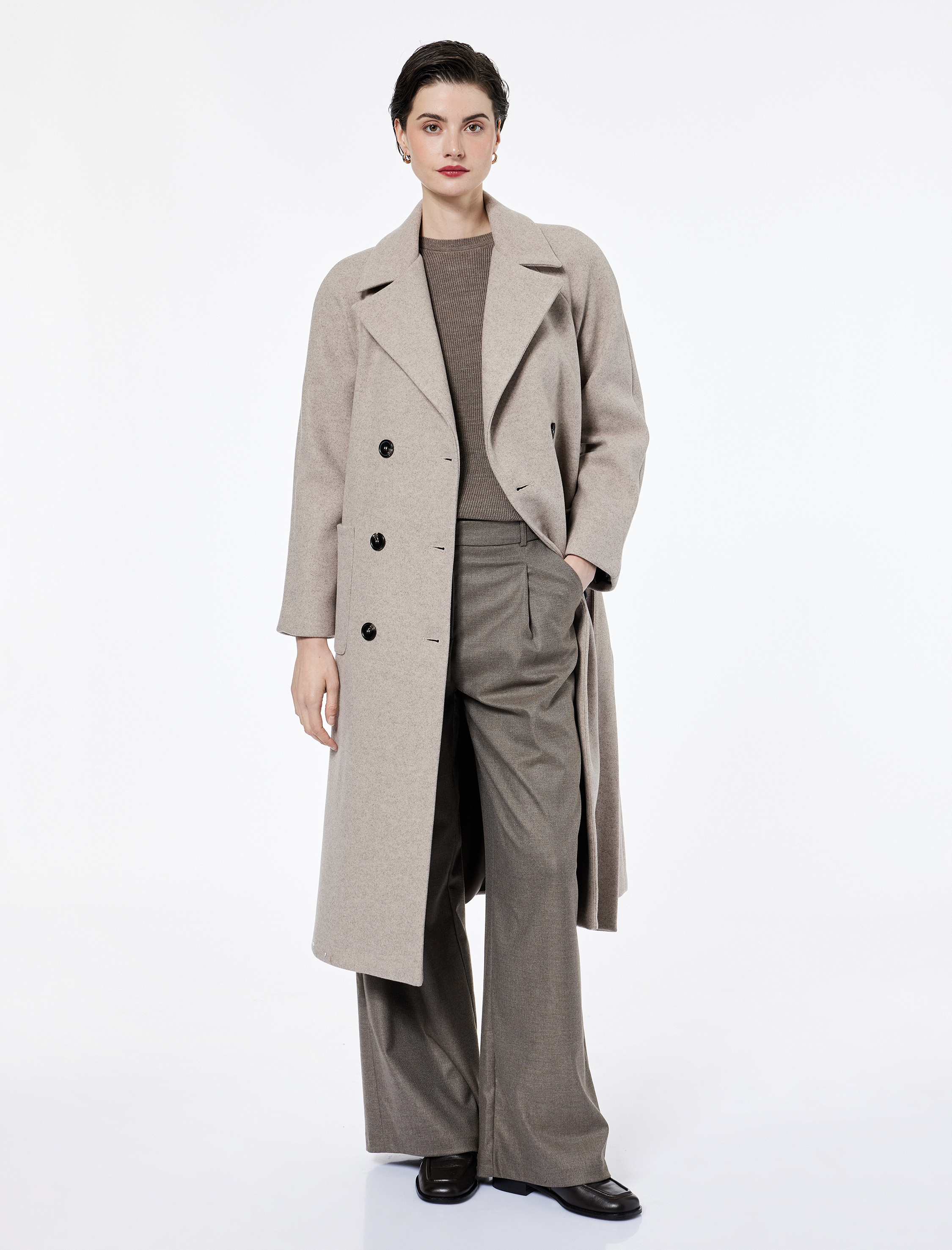   Uzun Kollu Cepli Kemerli Kruvaze Uzun Kaşe Kaban