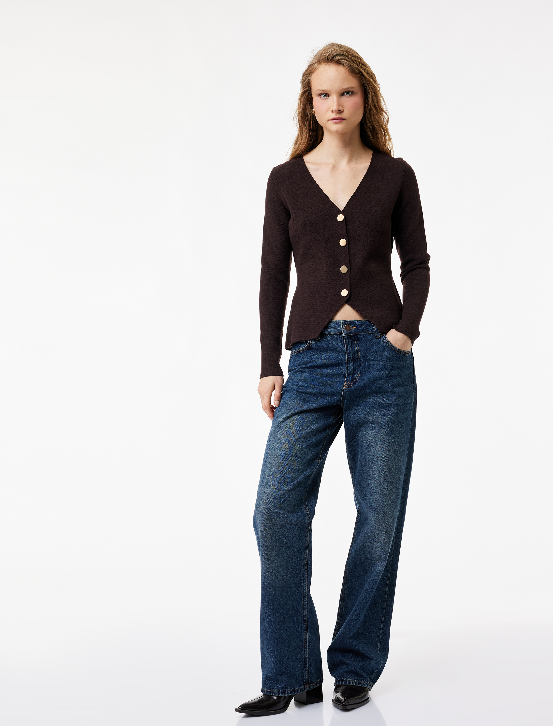   Viskon Karışımlı Uzun Kollu V Yaka Düğmeli Triko Hırka