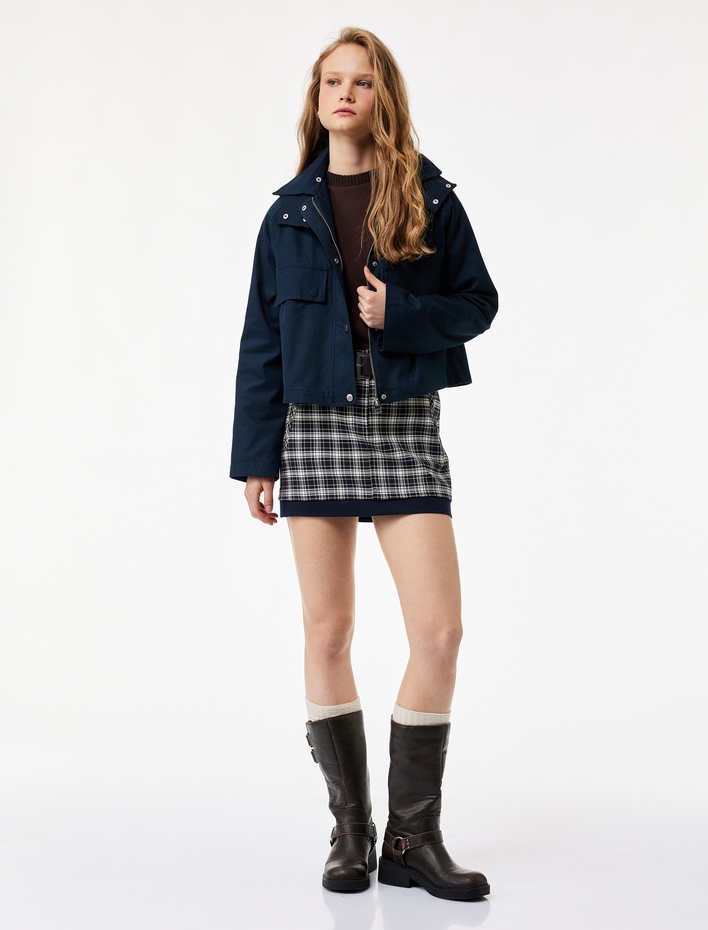  Kapüşonlu Uzun Kollu Çıtçıt Düğmeli Cepli Fermuarlı Ceket