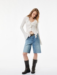 Fırfır Detaylı Uzun Kollu Slim Fit V Yaka Tişört