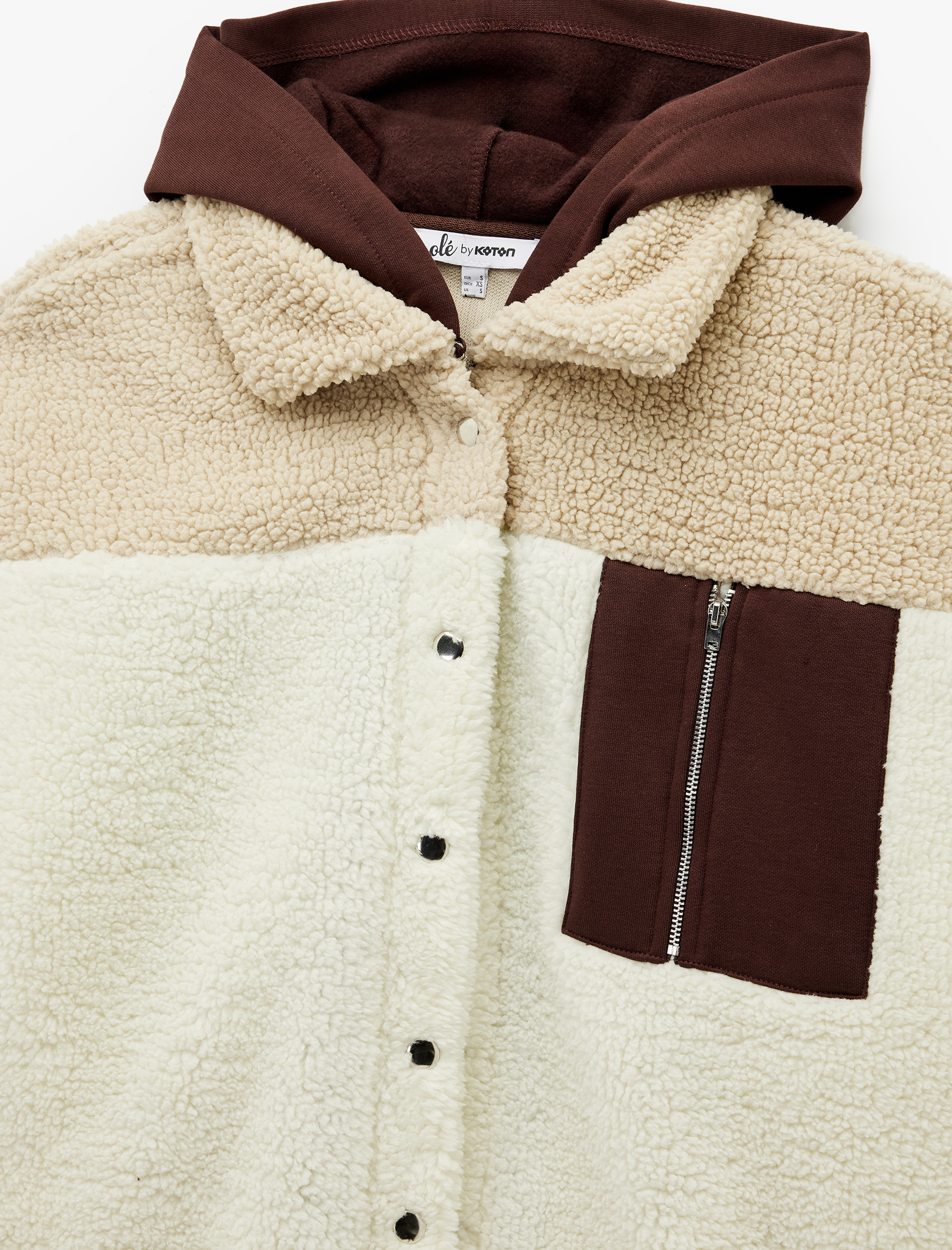   Kapüşonlu Renk Bloklu Cep Detaylı Çıtçıt Düğmeli Oversize Peluş Ceket