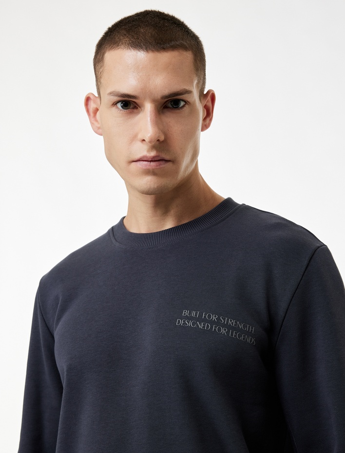  Uzun Kollu Bisiklet Yaka Pamuklu Baskılı Sweatshirt