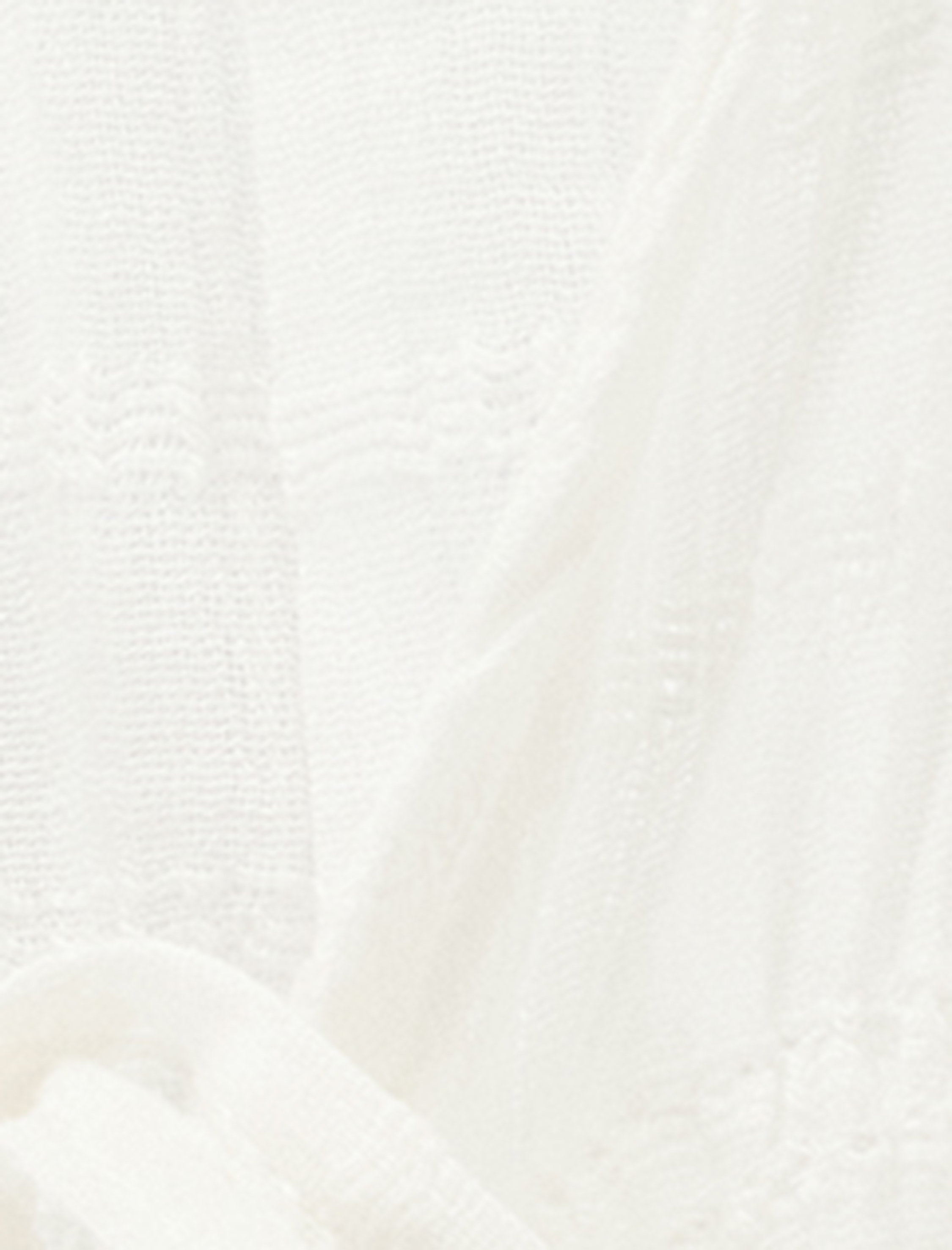   Uzun Fırfırlı Kol Gömlek Yaka Fiyonklu Bağlama Detaylı Bluz