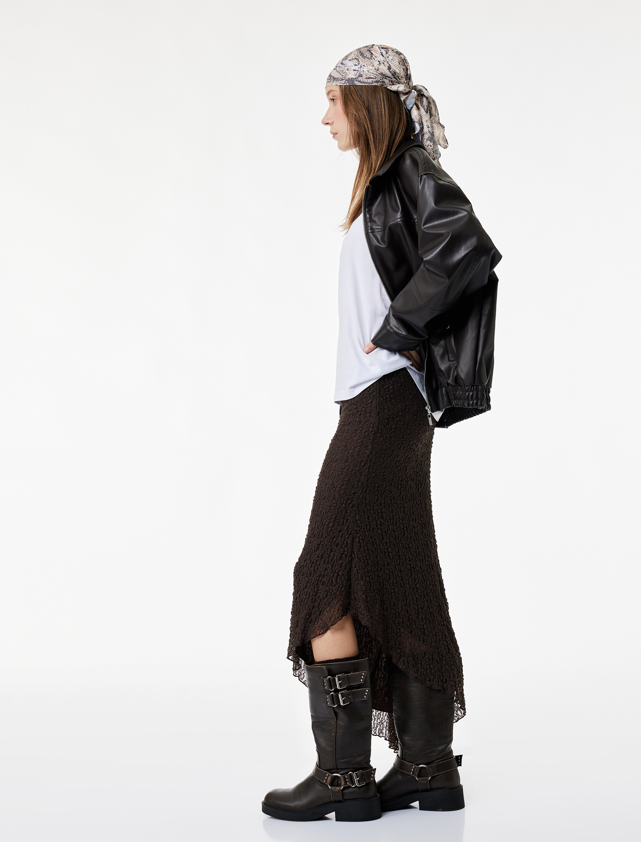   Asimetrik Kesim Slim Fit Midi Dantelli Etek