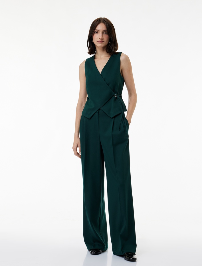  Koton X Melis Ağazat - Pileli Cepli Bol Düz Paça Kumaş Pantolon