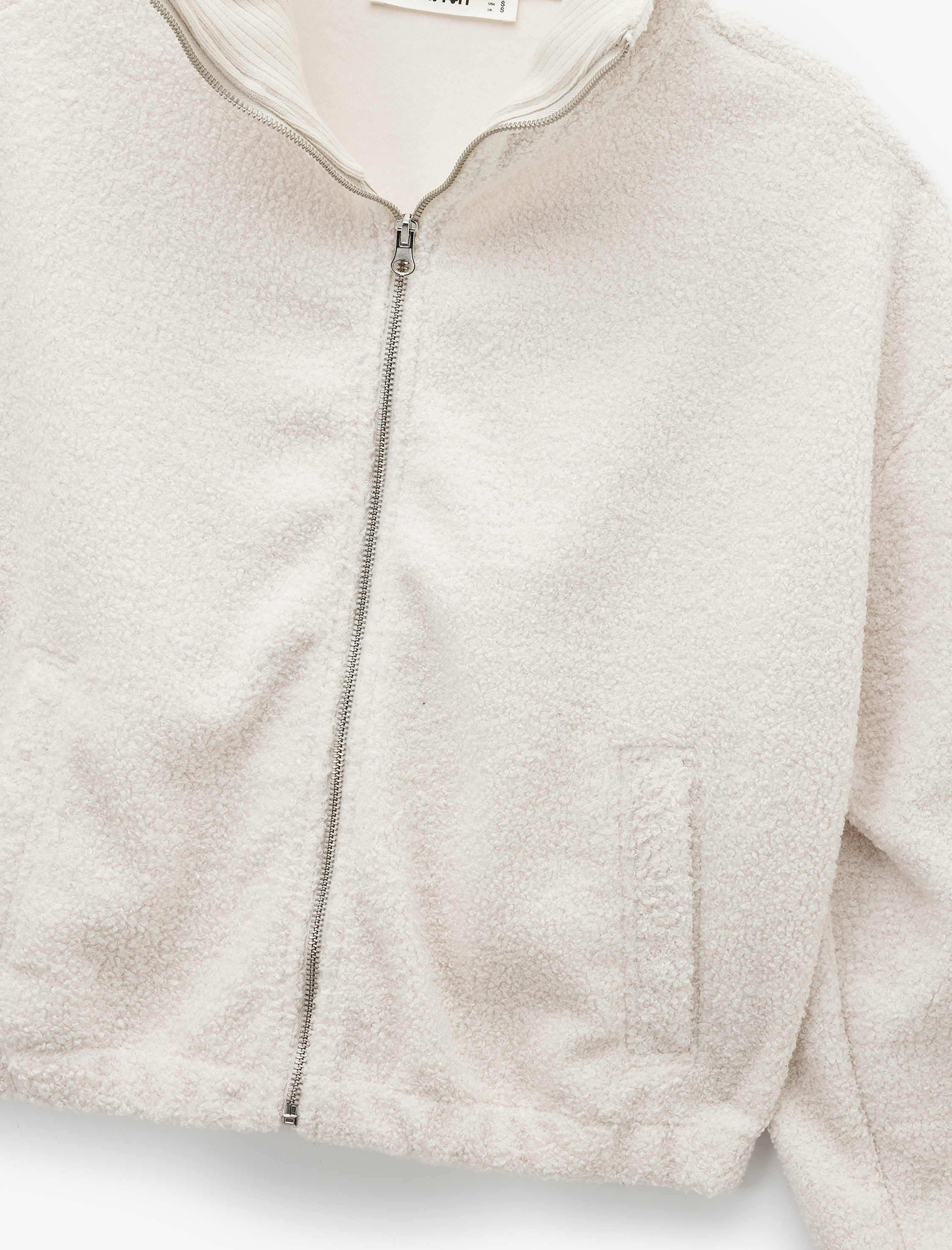   Dik Yaka Cep Detaylı Fermuarlı Oversize Peluş Ceket