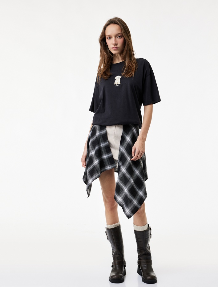  Bisiklet Yaka Kısa Kollu Köpek Nakışlı Pamuklu Oversize Tişört