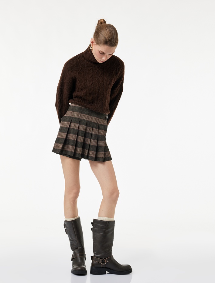  Koton X Sima Tarkan - Uzun Kollu Balıkçı Yaka Oversize Saç Örgü Kazak