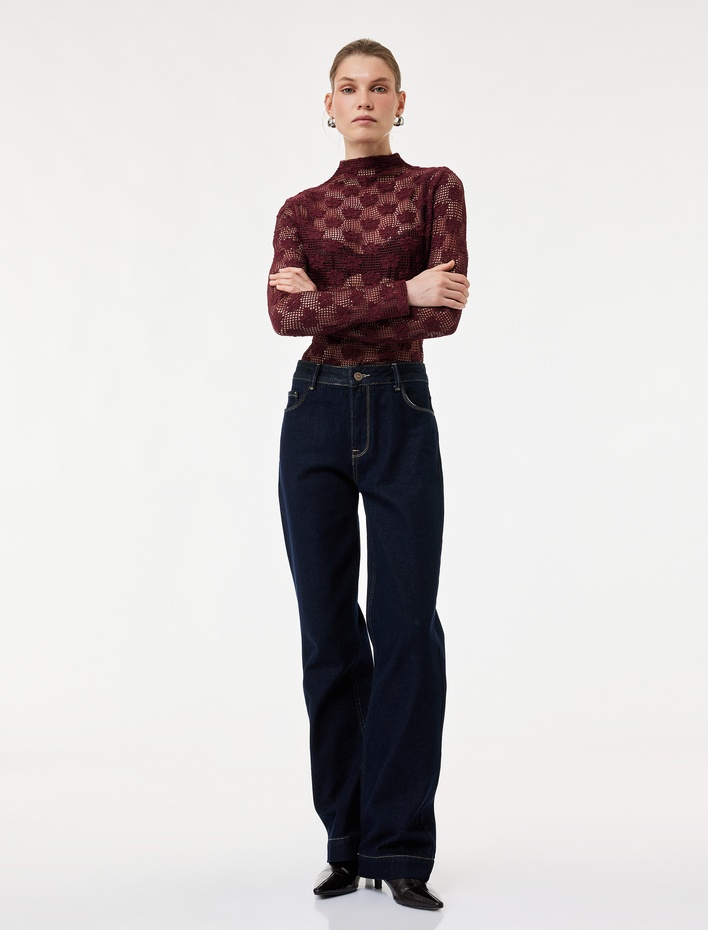  Dik Yaka Uzun Kollu Dantelli Bluz