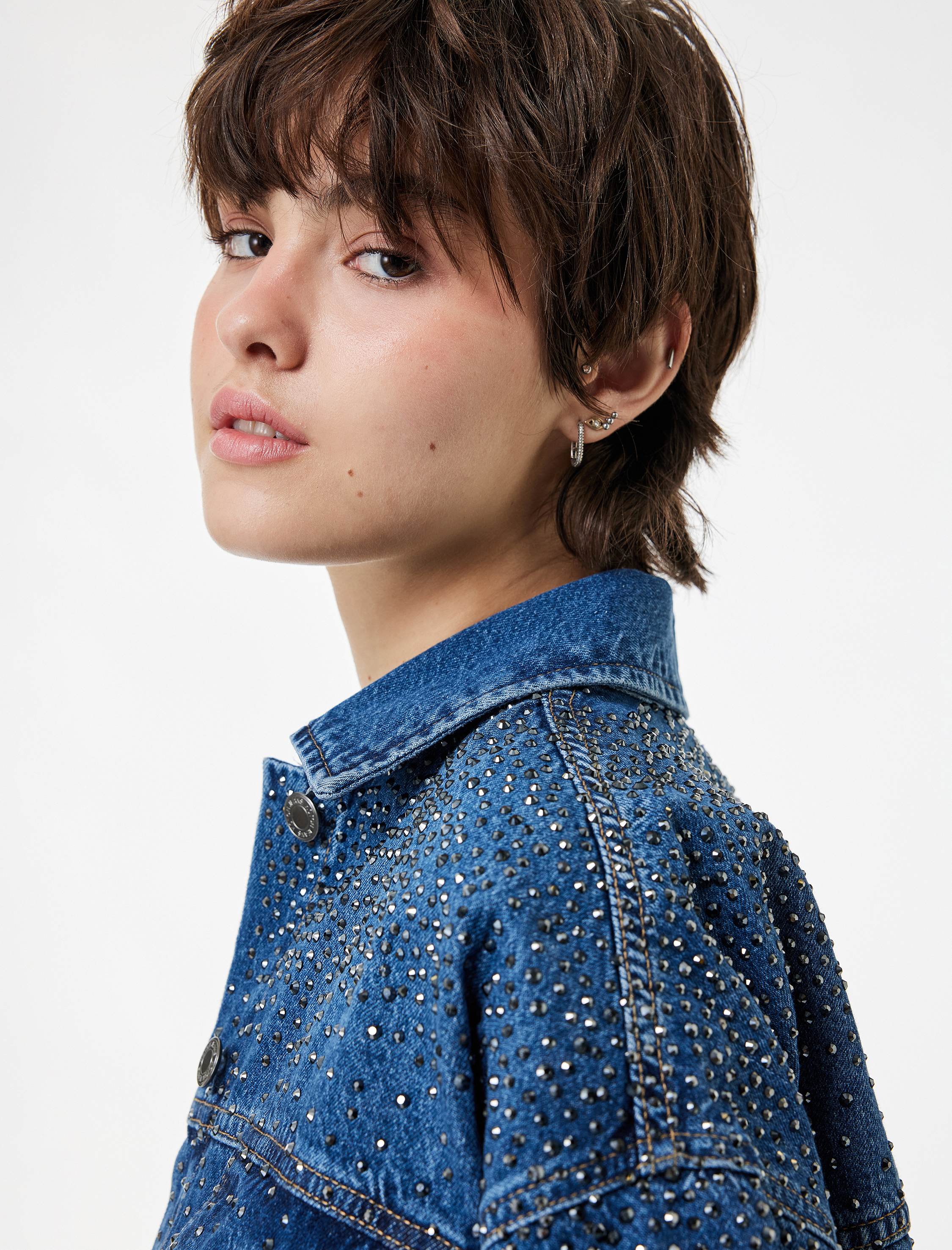   Uzun Kollu Klasik Yaka Düğmeli Cepli Taş Detaylı Denim Ceket