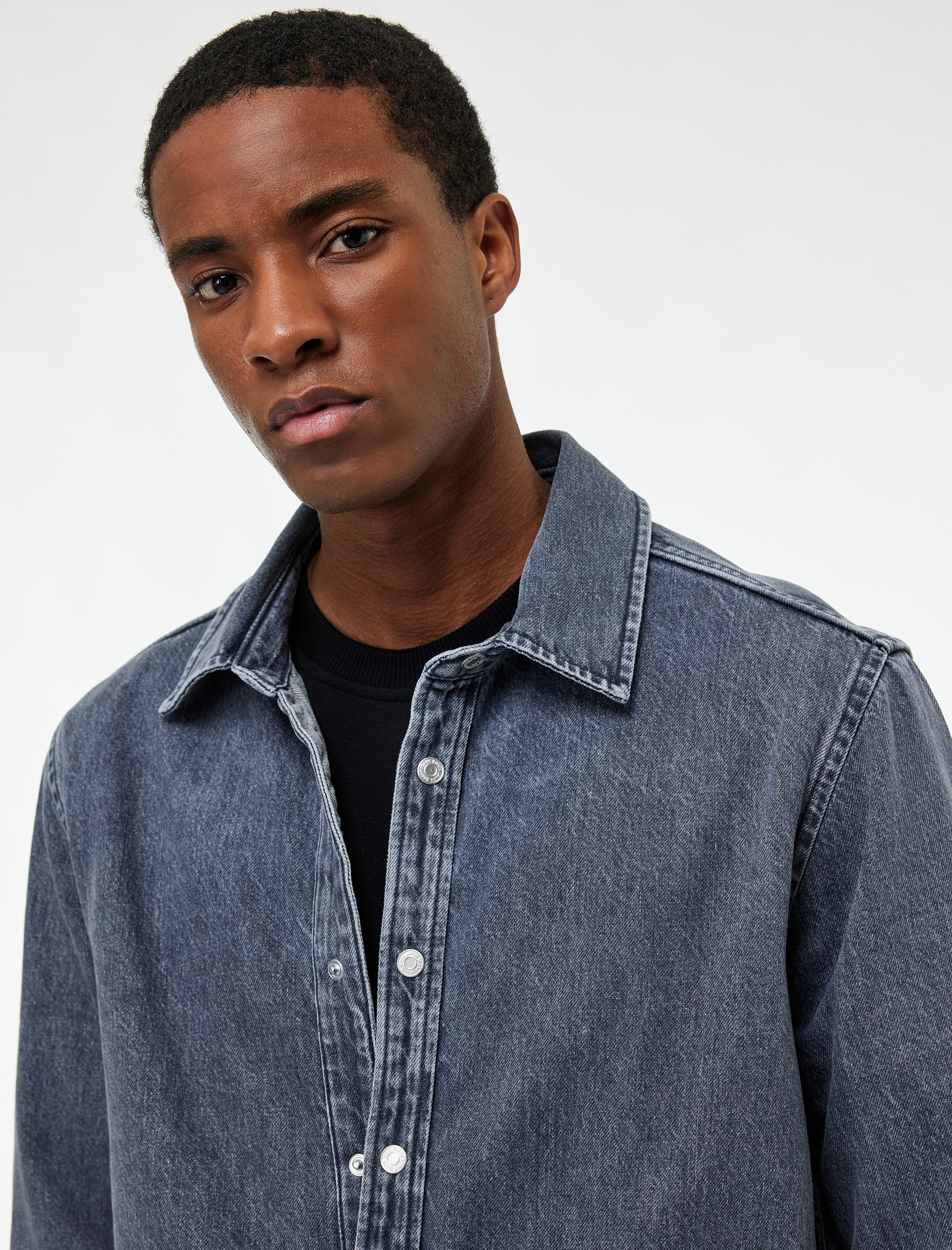   Pamuklu Regular Fit Uzun Kollu Klasik Yaka Jean Gömlek Ceket