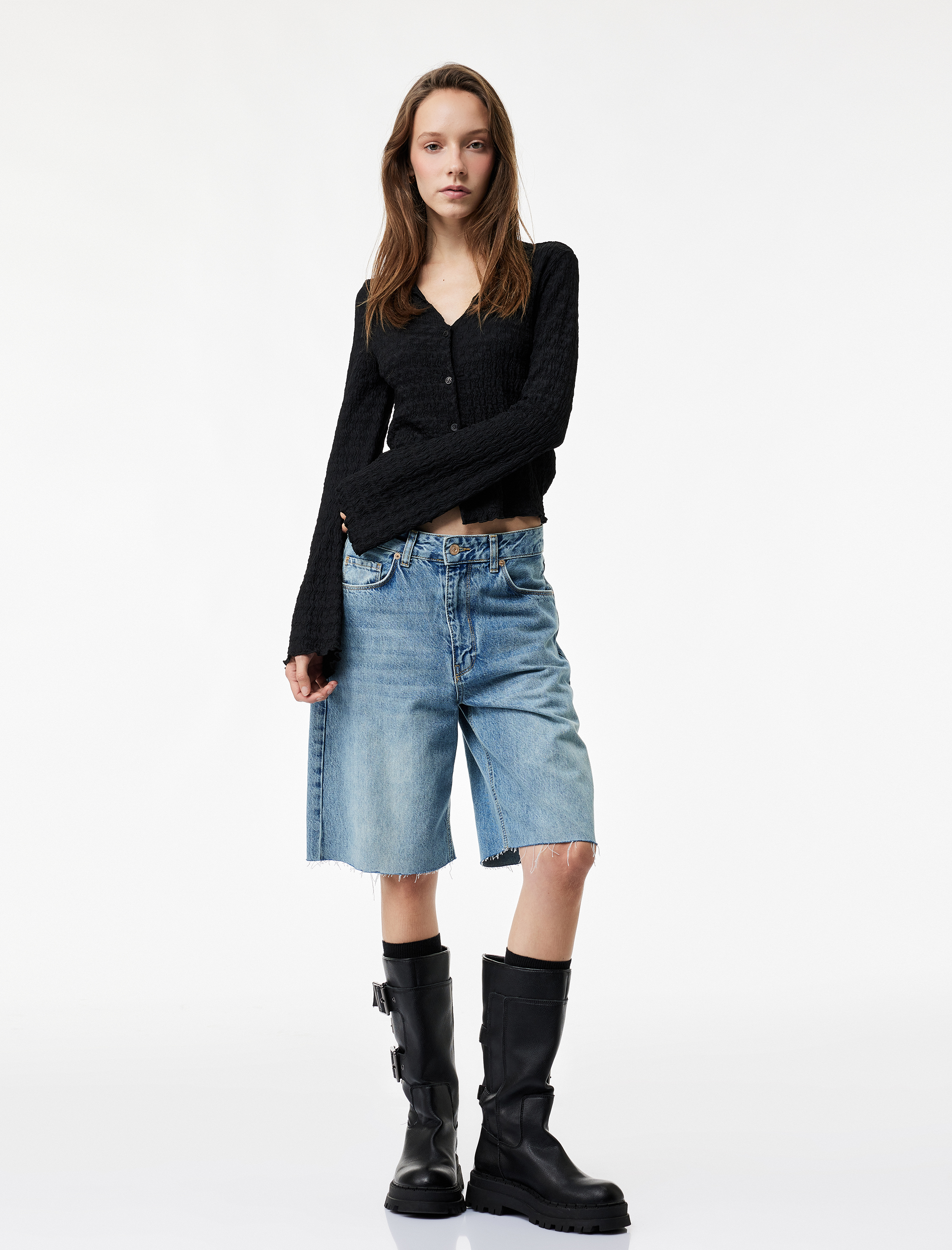   Slim Fit Uzun Kollu Düğmeli Dokulu Klasik Yaka Bluz