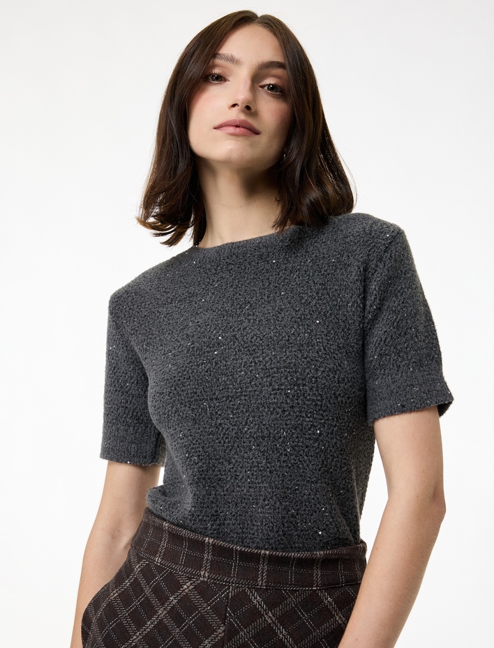  Yarım Kol Bisiklet Yaka Parıltılı Pul İşlemeli Triko Kazak