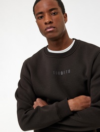 Uzun Kollu Bisiklet Yaka Şardonlu Baskılı Sweatshirt