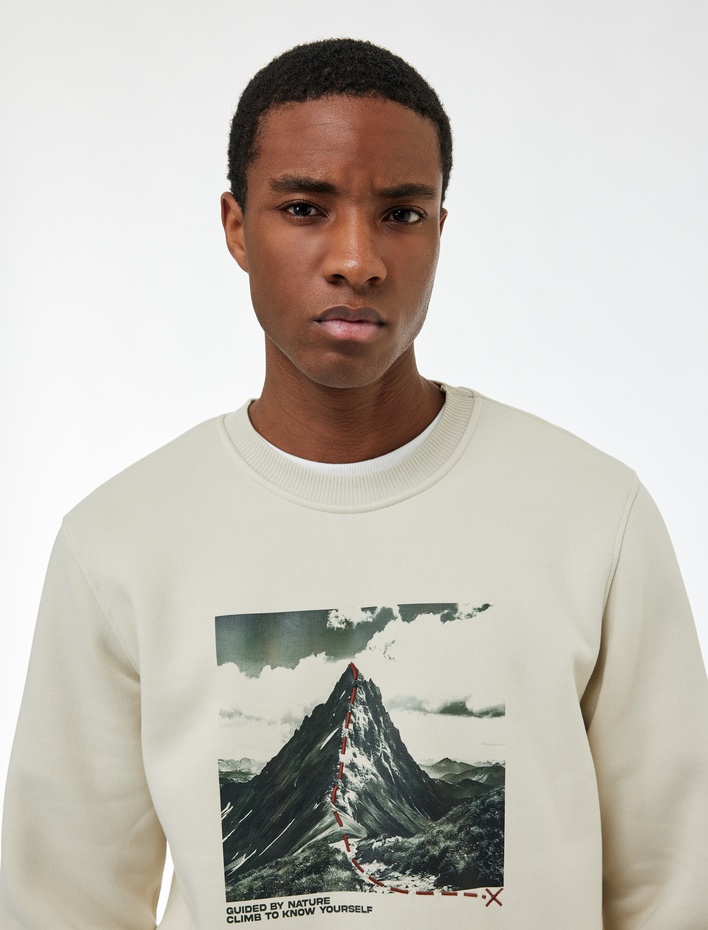  Uzun Kollu Şardonlu Bisiklet Yaka Baskılı Sweatshirt