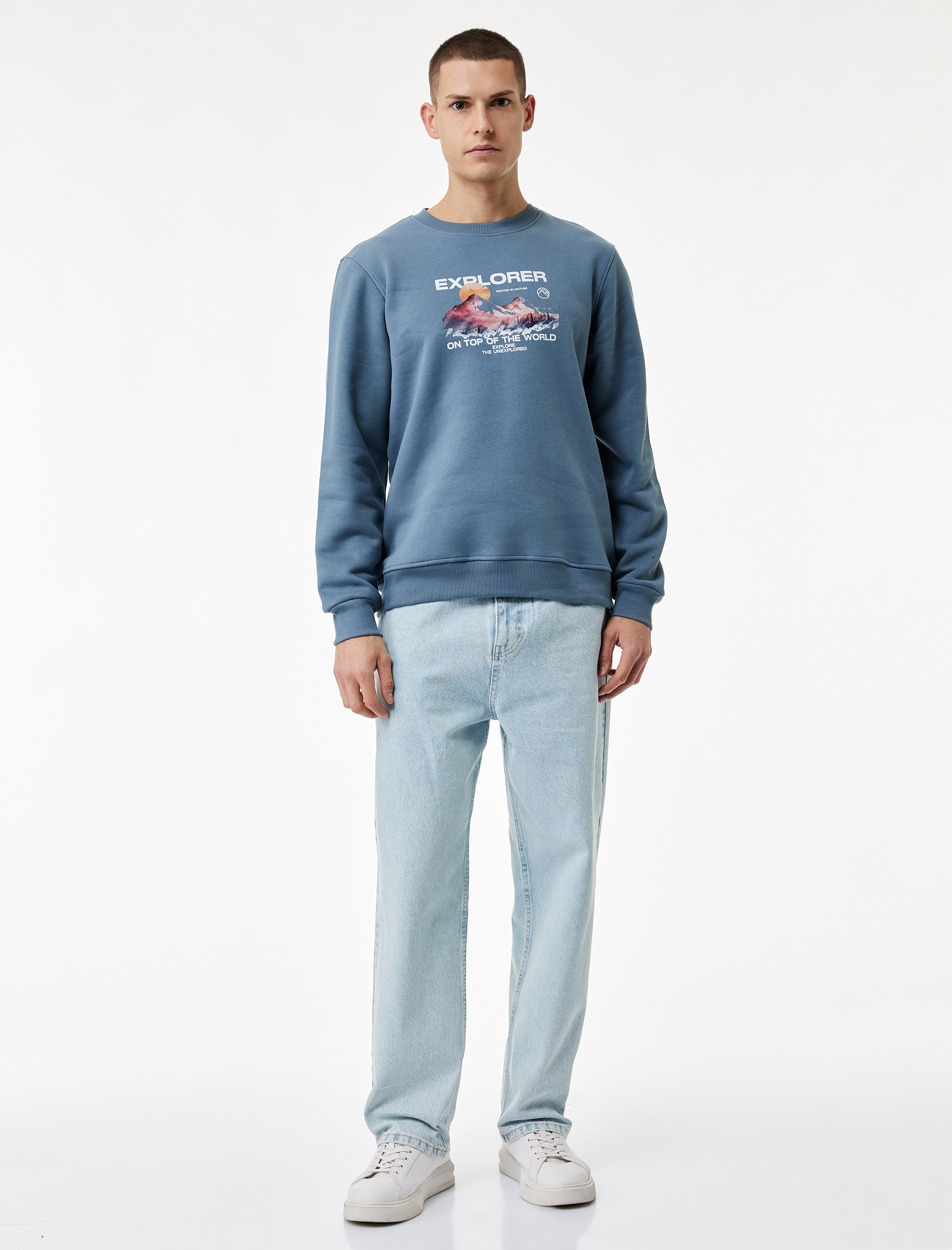 Uzun Kollu Regular Fit Şardonlu Bisiklet Yaka Baskılı Sweatshirt