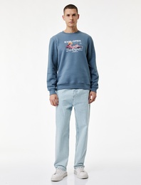 Uzun Kollu Regular Fit Şardonlu Bisiklet Yaka Baskılı Sweatshirt