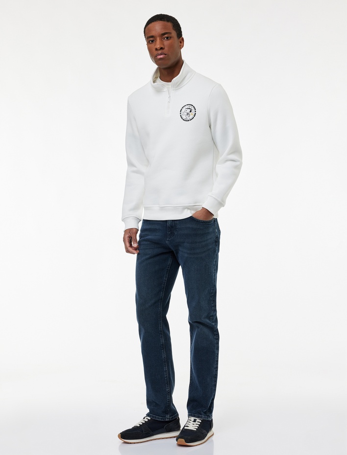  Uzun Kollu Şardonlu Yarım Fermuarlı Lisanslı Snoopy Baskılı Sweatshirt