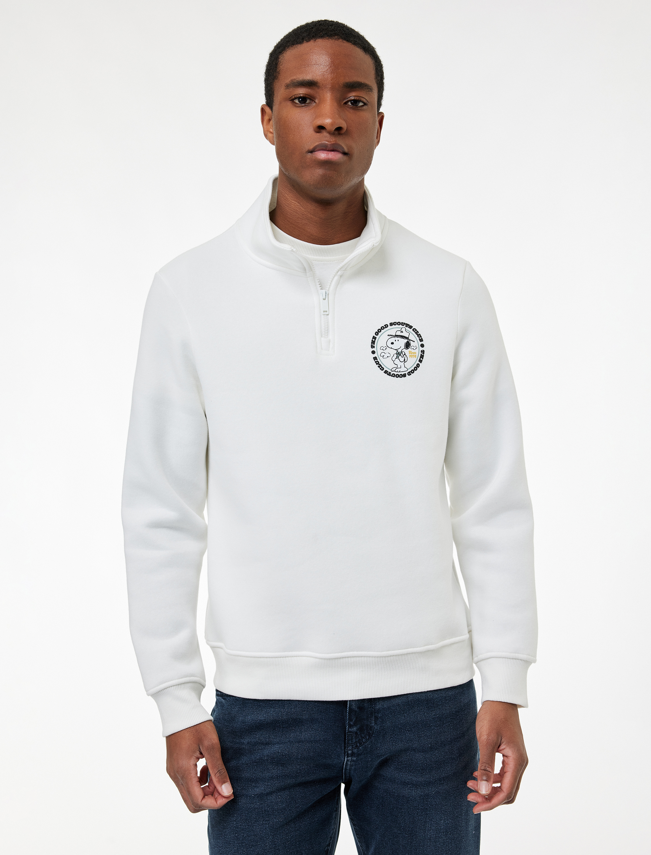 Uzun Kollu Şardonlu Yarım Fermuarlı Lisanslı Snoopy Baskılı Sweatshirt - Görsel 2